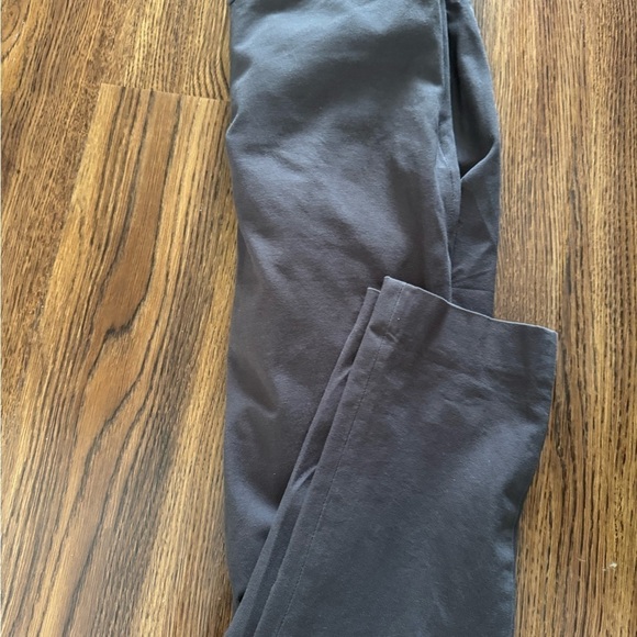 ARITZIA BABATON GREY bi stretch dress pants (size 6) - Picture 2 of 5